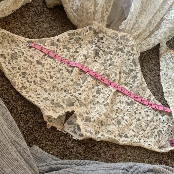 Kathleen Hughes Vintage Lace Dress from the estate of Kathleen Hughes - Picture 9 of 9